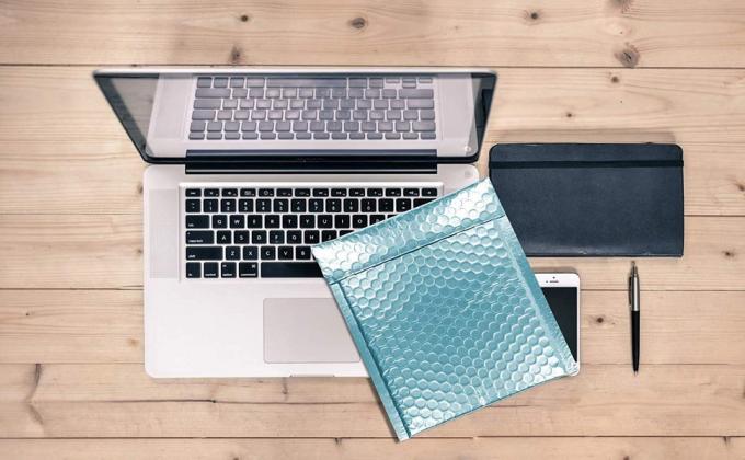 Mailers van de ijs Blauwe Bel