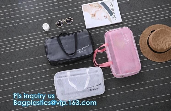Schakelt de zwarte nylon het netwerk kosmetische zak van het borduurwerkembleem met ritssluiting, de netto zak van de ritssluitings kosmetische make-up met douaneembleem in, Vrouwen M