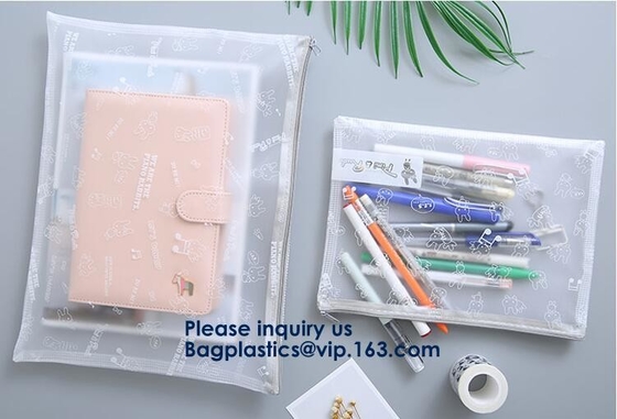 De promotiedouane drukte Vinyl Transparante de Kantoorbehoeftenk Zakken van Pvc, Kruis - van de Ritssluitingspvc van de lichaamskantoorbehoeften de Vastgestelde Zak Bagease