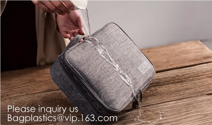 De Gewatteerde Kosmetische Zak van het tendensontwerp Fluweel, Aangepaste Vastgestelde de Make-upzak van 2pcs, Toiletry van In het groot Reismensen Zakken