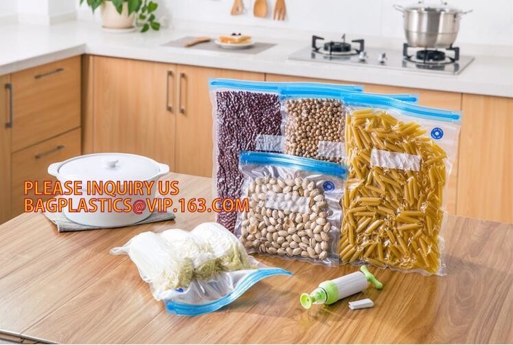 De vacuümvoedselverzegelaar doet de in reliëf gemaakte geïsoleerde plastic vacuüm van de spaarderszakken van het zak bevroren voedsel van het de Opslagbroodje Geweven Vacuümzak F in zakken